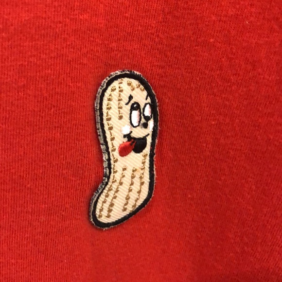 Red T-shirt - Picture 4 of 6